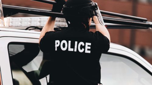 policía