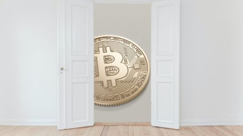 puertas-bitcoin-unsplash-canva-min