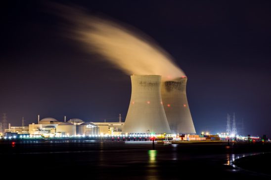 Minería energía nuclear unsplash