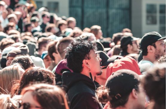 lista-personas-unsplash