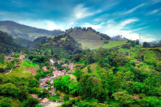 unsplash colombia tierra