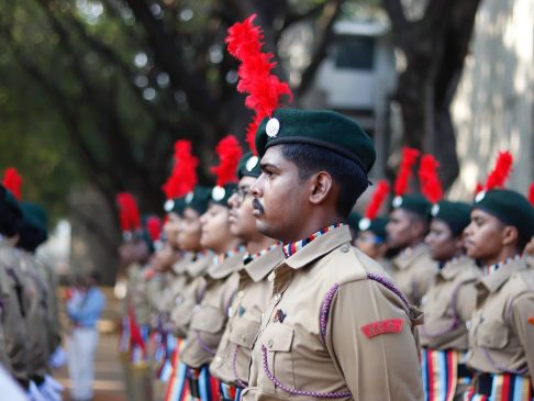 india-ejercito-policia-unsplash