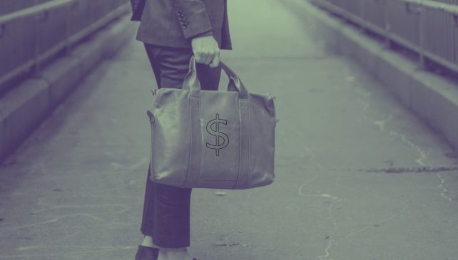 bolso dinero unsplash canva