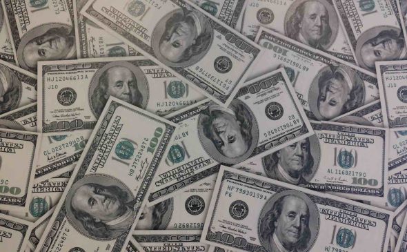 dolares