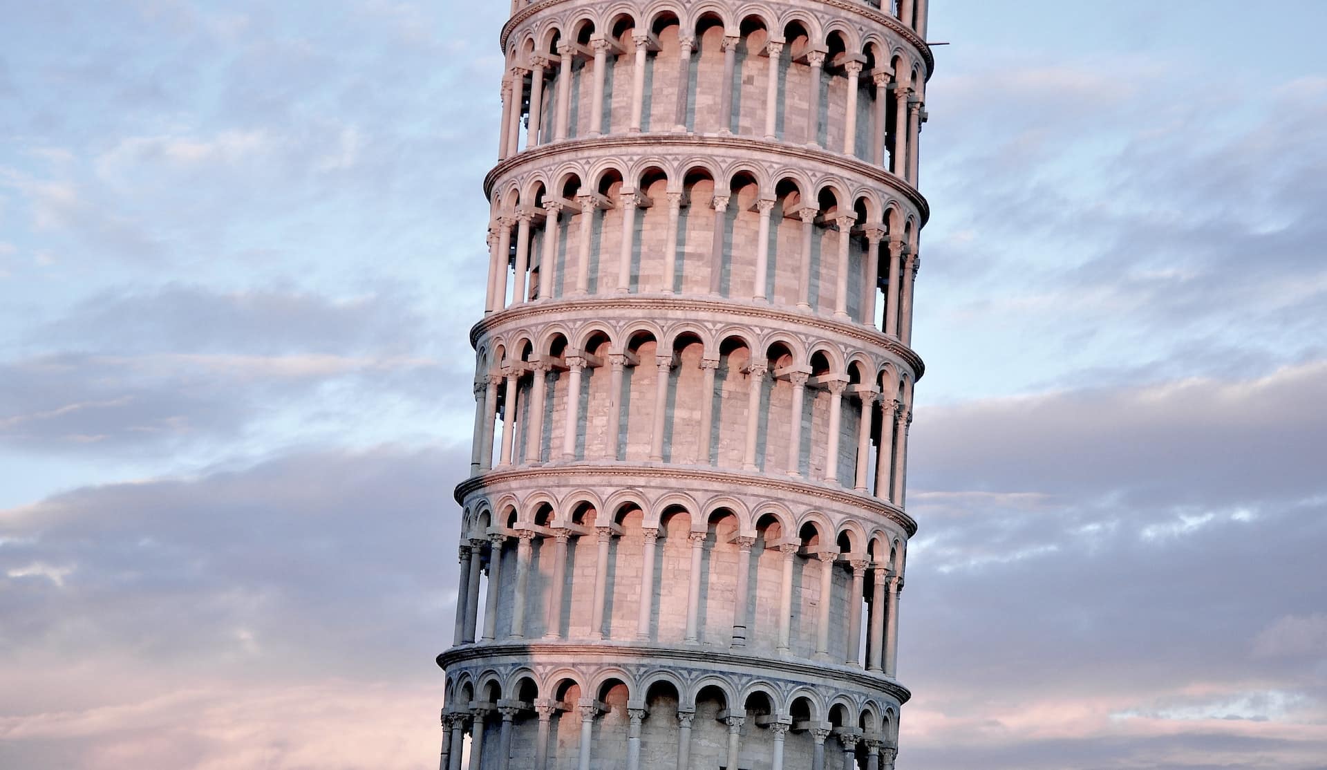 italia torre pisa -unsplash